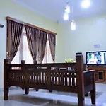 Rumah Kuning Bandung