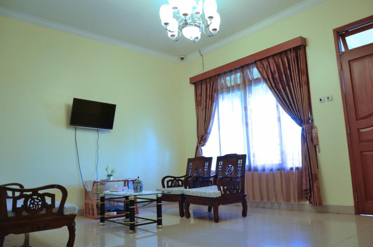 Rumah Kuning