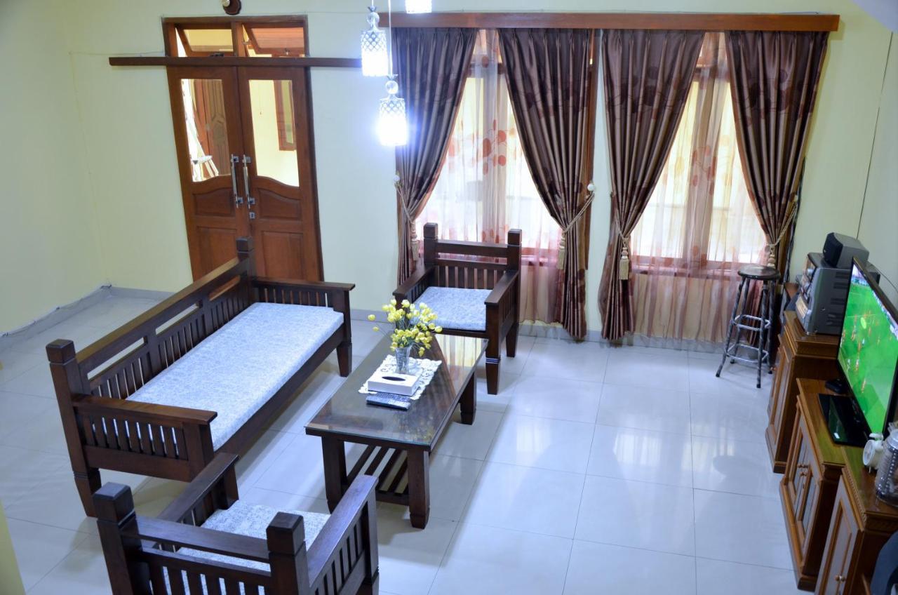 Rumah Kuning